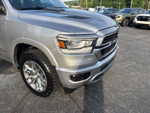Used 2022 RAM 1500 Laramie AWD/4WD image 6