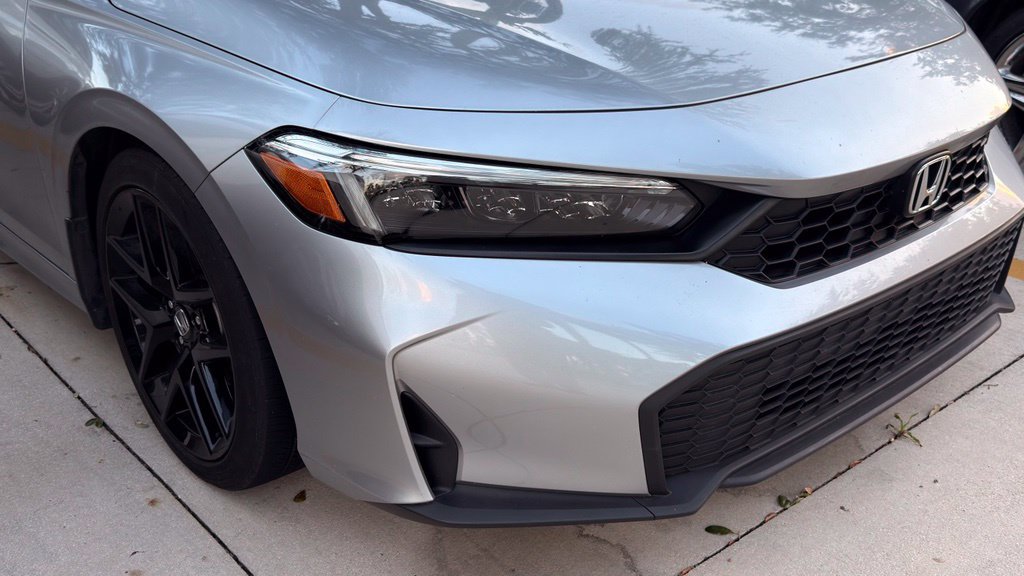 Used 2025 Honda Civic Sport image 5