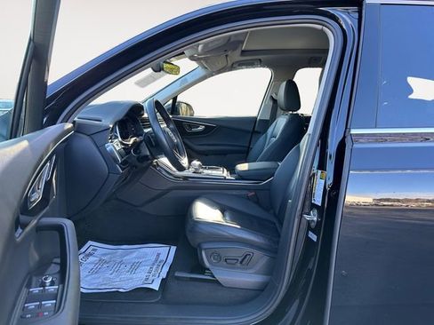 Used 2024 Audi Q7 3.0T Premium Plus image 11