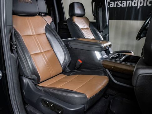 Used 2024 Chevrolet Silverado 2500 High Country w/ High Country Premium Package image 32