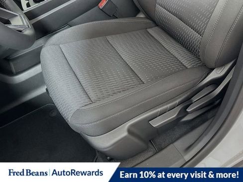 New 2026 Chevrolet Equinox LT image 18