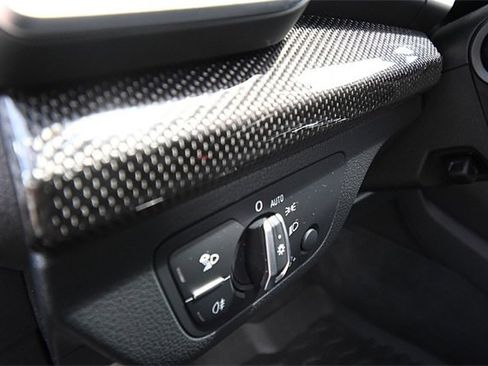 Used 2024 Audi SQ5 Premium Plus image 16