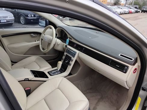 Used 2008 Volvo XC70 3.2 image 16
