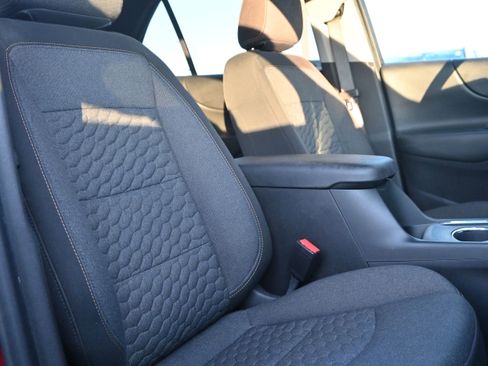 Used 2020 Chevrolet Equinox LT image 33