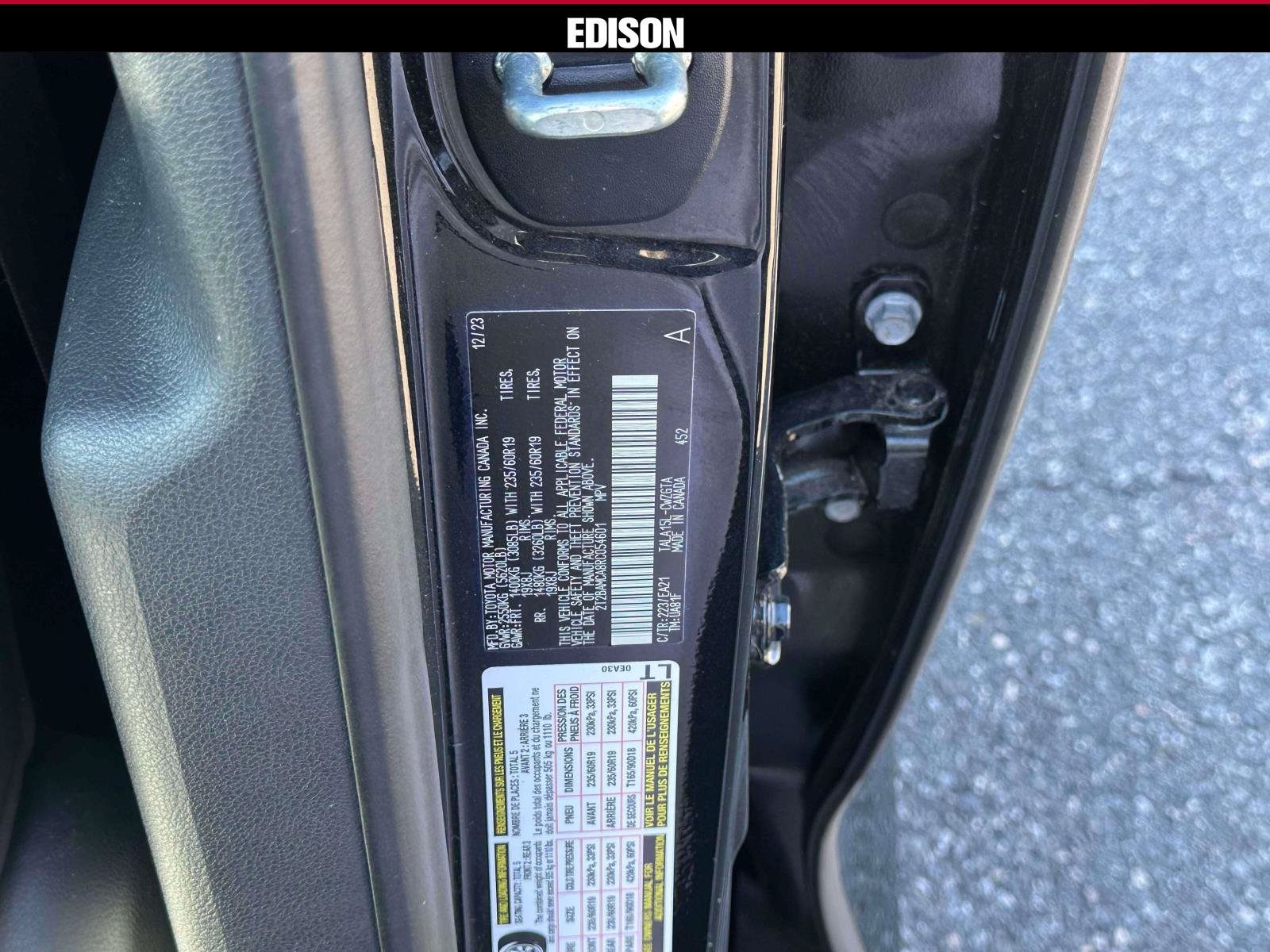 Used 2024 Lexus RX 350 Premium w/ Accessory Package AWD/4WD image 34