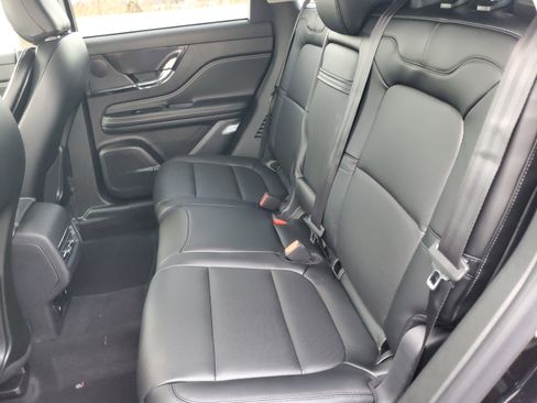 New 2026 Lincoln Corsair Premiere image 28