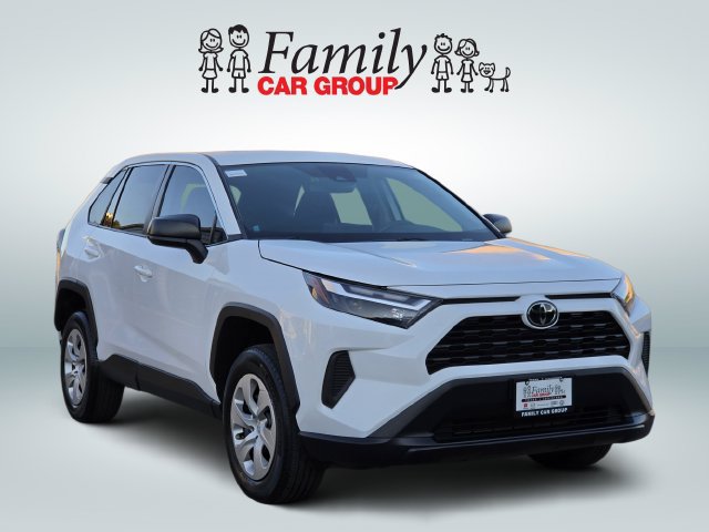 Used 2024 Toyota RAV4 LE FWD image 2