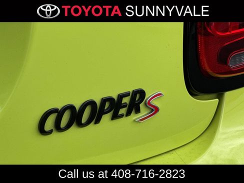 Used 2023 MINI Cooper S w/ Driver Assistance Package FWD image 13