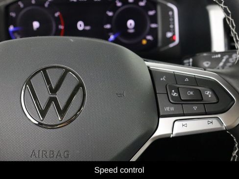 Used 2023 Volkswagen Atlas SE w/ Black Wheel Package AWD/4WD image 10