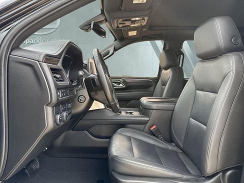 Used 2022 Chevrolet Tahoe LT w/ LT Signature Package image 9