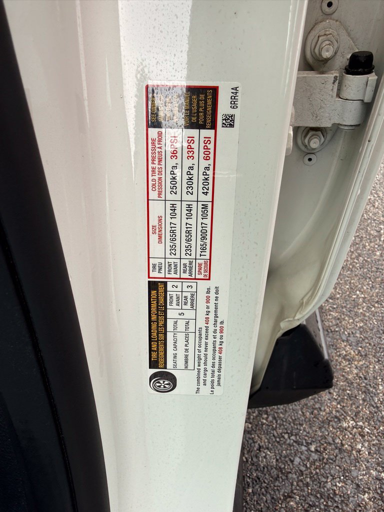 Used 2023 Nissan Rogue S AWD/4WD image 24