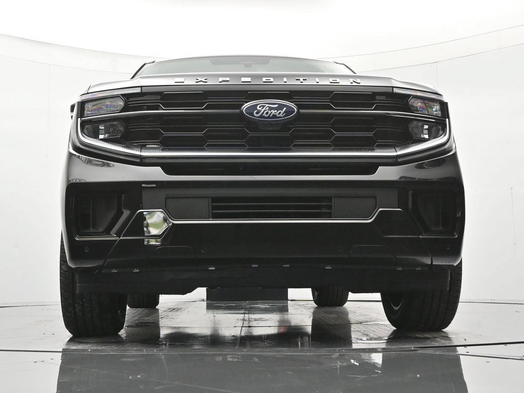 New 2026 Ford Expedition Platinum w/ Driver's Package AWD/4WD image 19