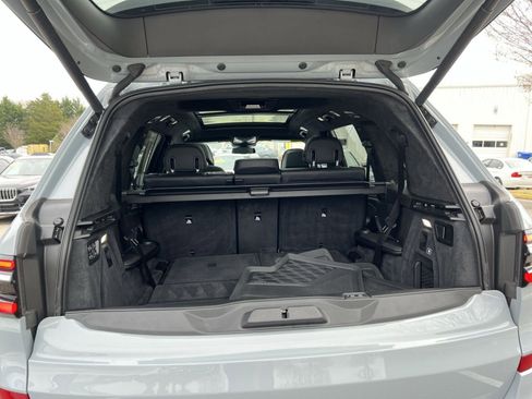 Used 2024 BMW X7 M60i w/ Executive Package image 28