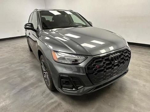 Used 2023 Audi SQ5 Prestige w/ Prestige Package AWD/4WD image 8