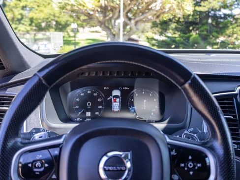 Used 2019 Volvo XC90 T5 R-Design w/ Advanced Package image 23