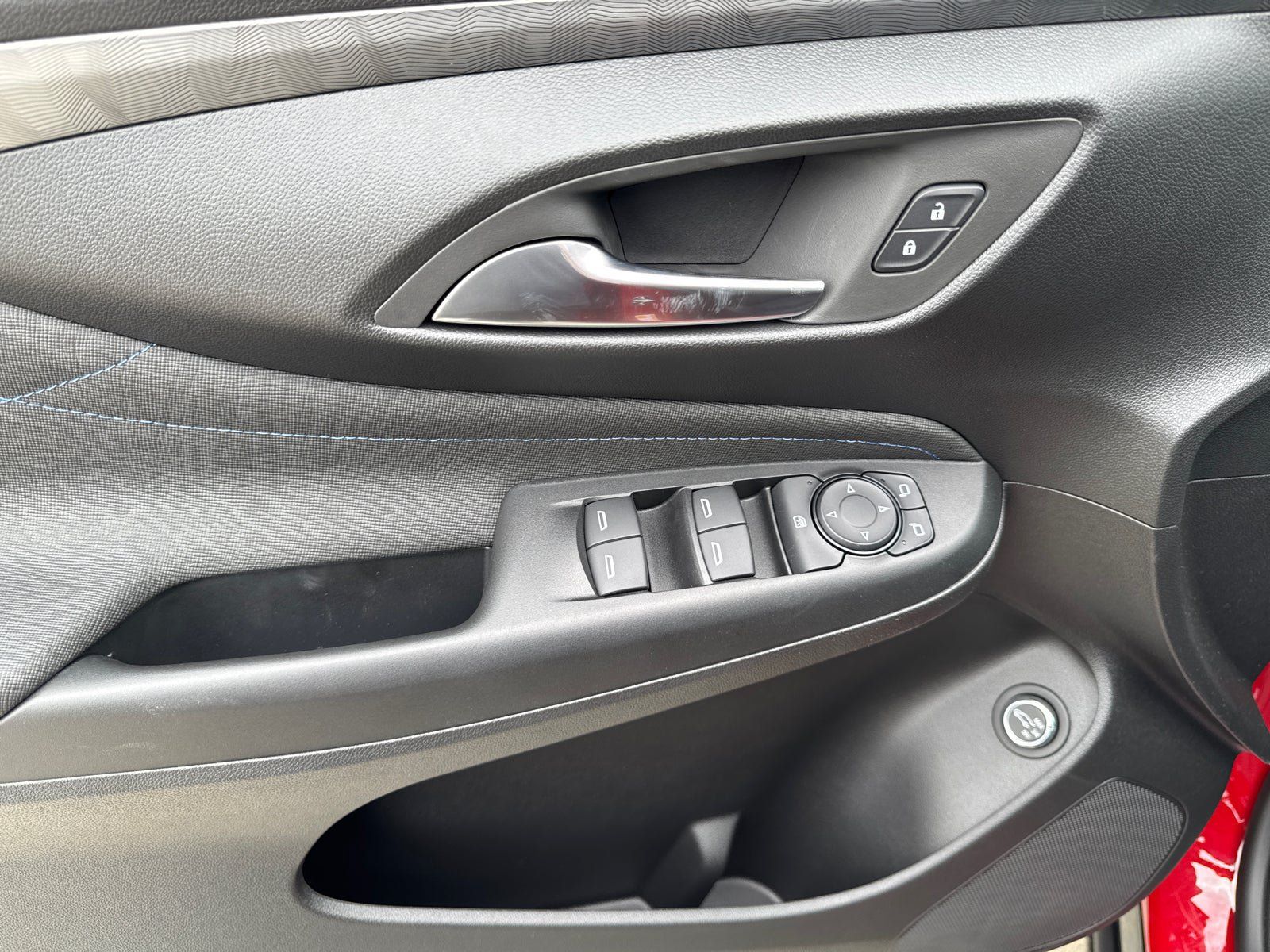 Used 2026 Buick Envista Sport Touring w/ Convenience I Package FWD image 28