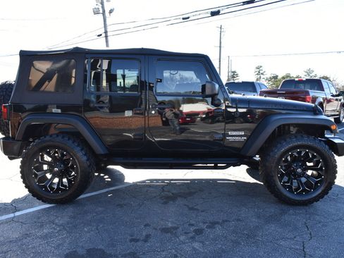 Used 2017 Jeep Wrangler Unlimited Sport w/ Quick Order Package 23S image 5