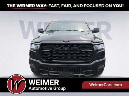 Used 2025 RAM 1500 Big Horn AWD/4WD image 2