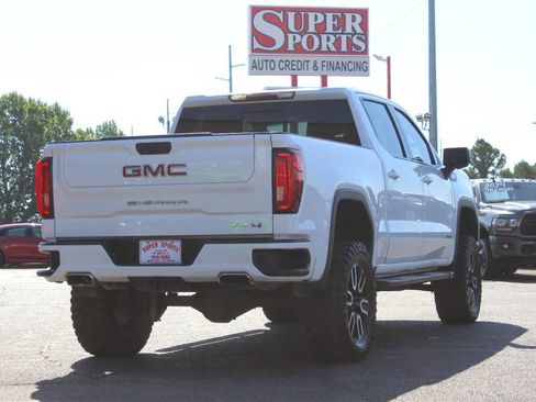 Used 2020 GMC Sierra 1500 AT4 w/ AT4 Premium Package AWD/4WD image 4