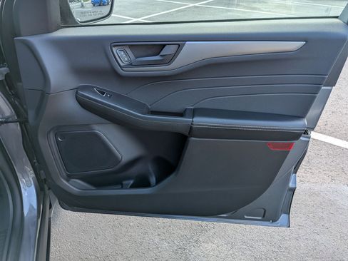 Used 2024 Ford Escape Active FWD image 33