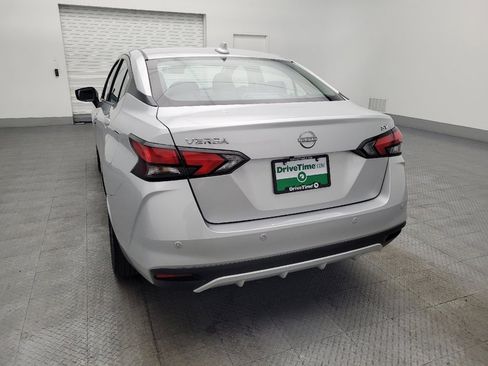 Used 2024 Nissan Versa SV image 6