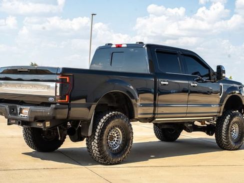 Used 2020 Ford F250 Platinum AWD/4WD image 4