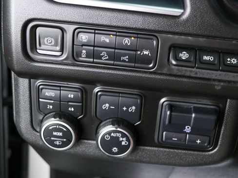 Used 2023 Chevrolet Tahoe High Country w/ Advanced Technology Package AWD/4WD image 25