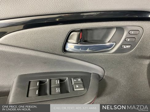Used 2020 Honda Ridgeline Black Edition image 17