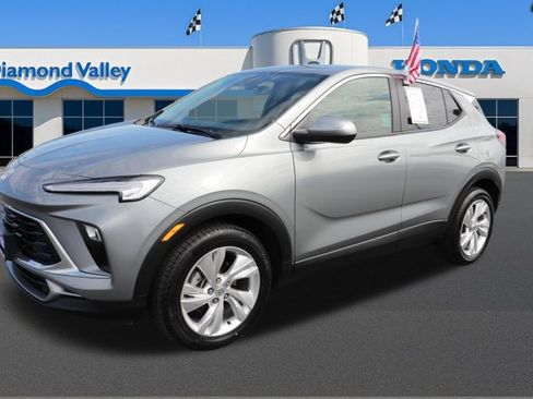 Used 2025 Buick Encore GX Preferred FWD image 3