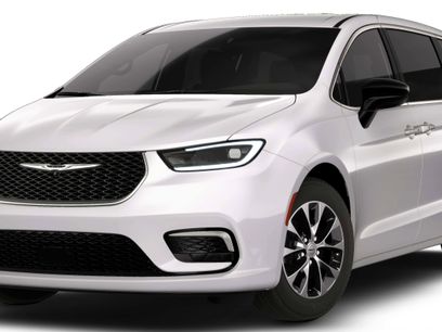 New 2026 Chrysler Pacifica Select