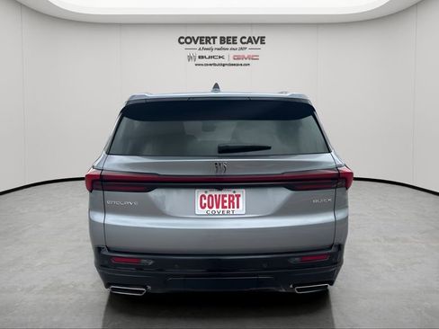New 2025 Buick Enclave Sport Touring w/ Super Cruise Package image 8