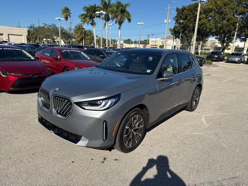 Used 2026 BMW X3 xDrive30 w/ Premium Package image 12