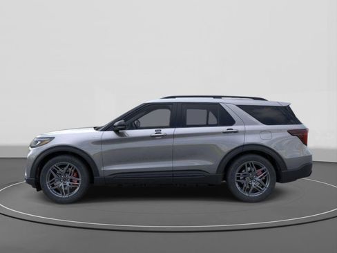 New 2026 Ford Explorer ST-Line w/ ST-Line Street Pack RWD image 3