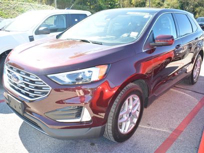 Used 2022 Ford Edge SEL w/ Convenience Package