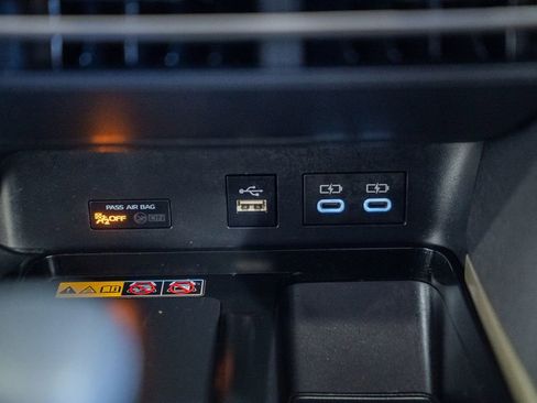 Used 2025 Toyota Camry LE FWD image 21