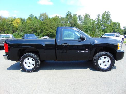 Used 2010 Chevrolet Silverado 1500 LT w/ Interior Plus Package AWD/4WD image 31
