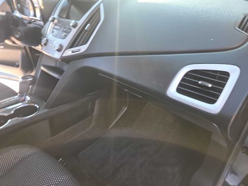 Used 2017 GMC Terrain SLE w/ Convenience Package AWD/4WD image 37