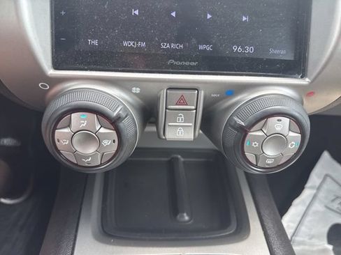 Used 2013 Chevrolet Camaro LS RWD image 17