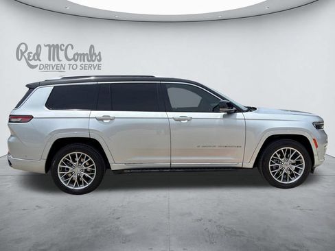 Used 2022 Jeep Grand Cherokee L Summit w/ Advanced Protech Group IV AWD/4WD image 7