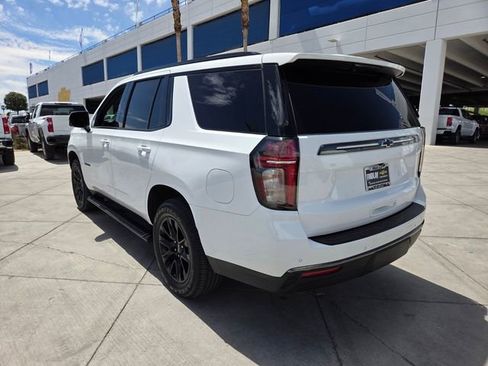 Used 2022 Chevrolet Tahoe Z71 w/ Luxury Package AWD/4WD image 4