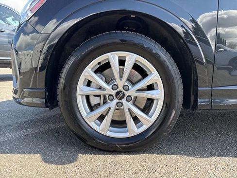 Used 2024 Audi Q3 2.0T Premium image 16