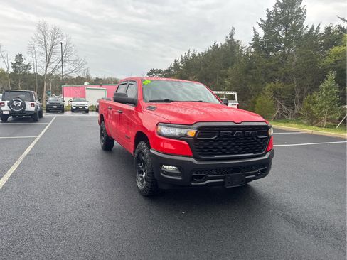 Certified 2025 RAM 1500 Warlock AWD/4WD image 3