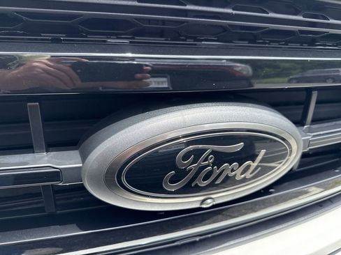 Used 2023 Ford F150 Platinum w/ Equipment Group 701A High AWD/4WD image 4