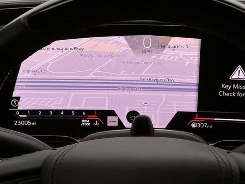 Used 2024 Cadillac Escalade V w/ LPO, ONYX Package image 18