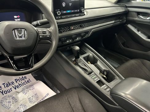 Used 2023 Honda Accord LX image 11