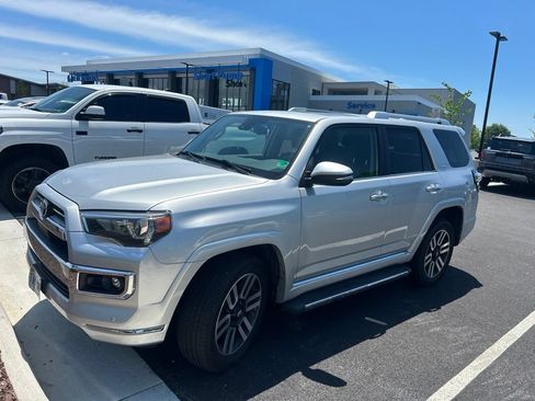 Used 2022 Toyota 4Runner Limited AWD/4WD image 1