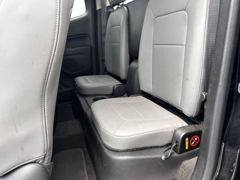 Used 2018 Chevrolet Colorado W/T w/ WT Convenience Package image 11