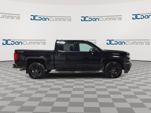 Used 2018 Chevrolet Silverado 1500 LTZ Z71 w/ Redline Edition image 9