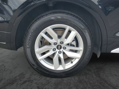 Used 2023 Audi Q5 2.0T Premium w/ Convenience Package AWD/4WD image 5