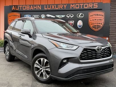 Used 2022 Toyota Highlander XLE